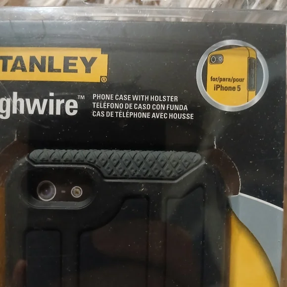 Stanley Black Protective Phone Case - Picture 6 of 7
